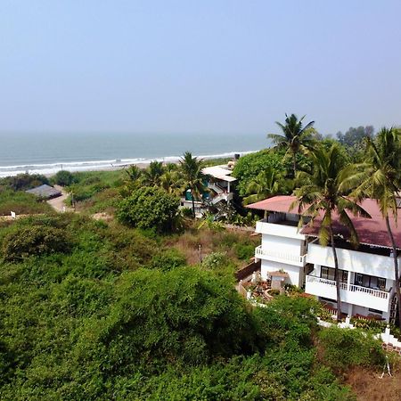 Shanu'S Seaside Inn - A Guesthouse, 100 Metres To Candolim Beach Kültér fotó