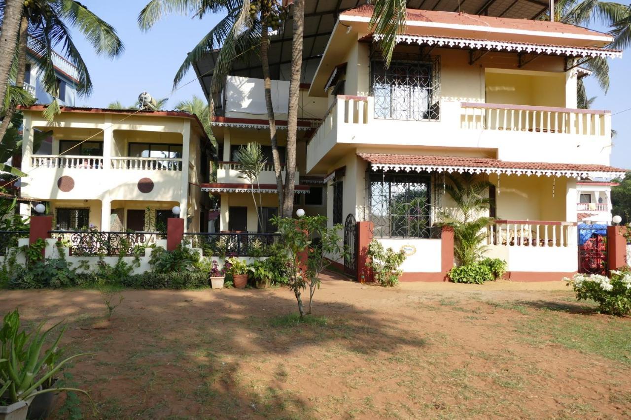 Shanu'S Seaside Inn - A Guesthouse, 100 Metres To Candolim Beach Kültér fotó