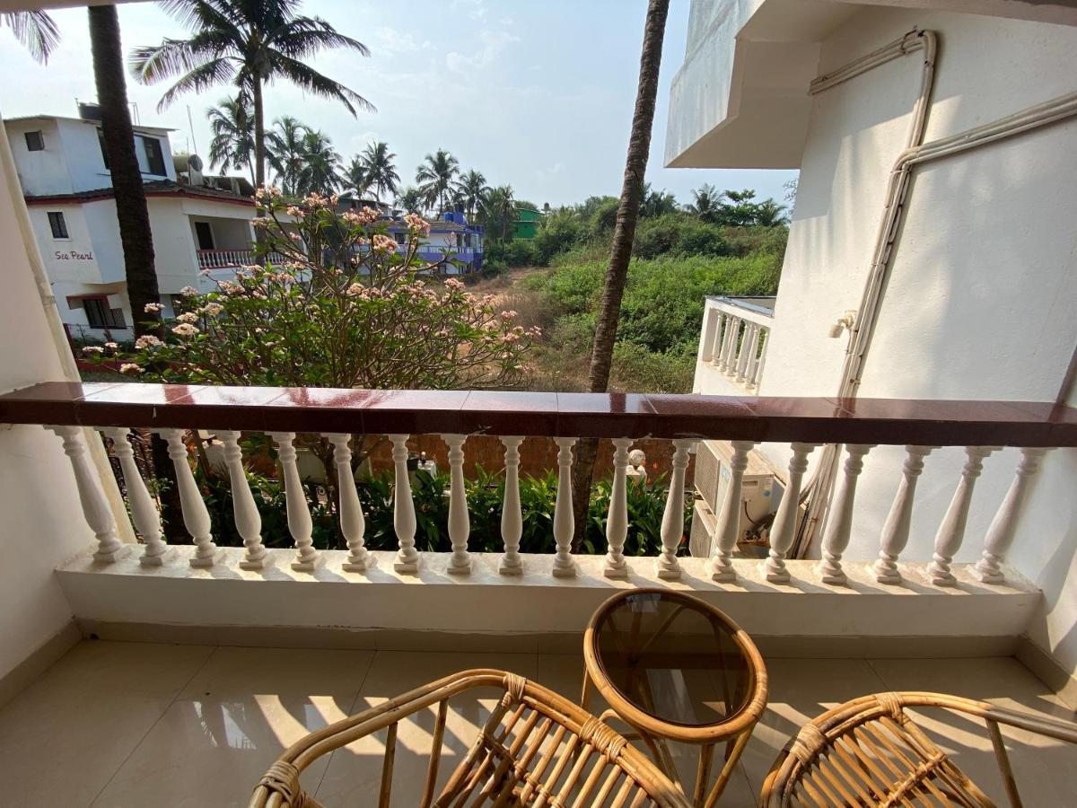 Shanu'S Seaside Inn - A Guesthouse, 100 Metres To Candolim Beach Kültér fotó